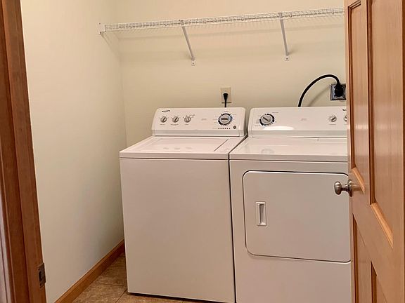 5th image of 3022 Bridlewood Dr