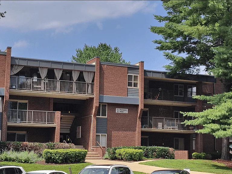 Residences at Pomona Park — Photo 48