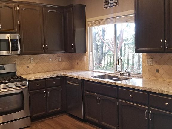 3rd image of 1413 Byrne Ct