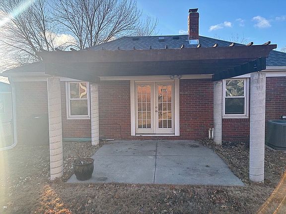 3rd image of 1401 S 64th Ave