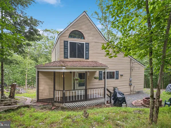 103 Blueberry Ct, Lackawaxen, PA 18435