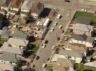 3308 Chestnut St, Oakland, CA 94608
