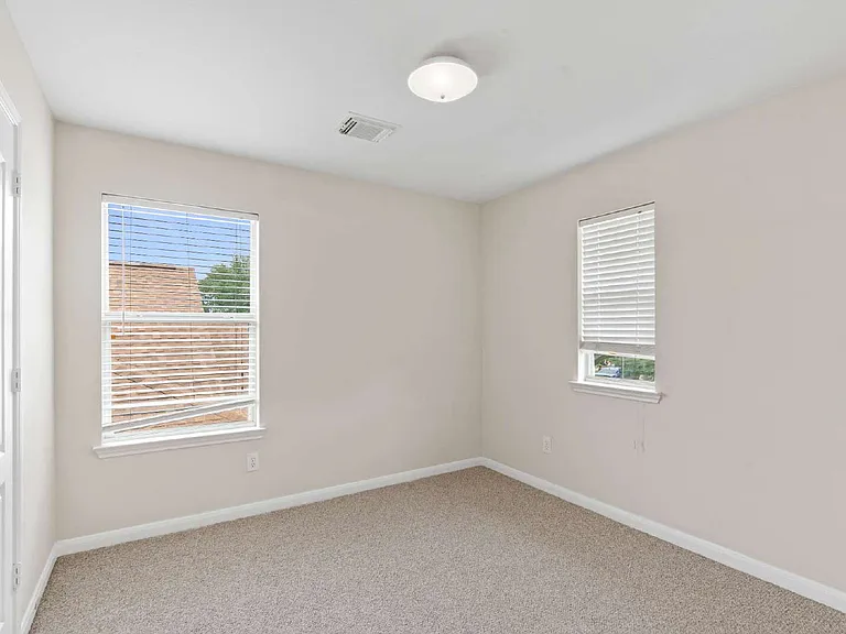 18226 Fair Grange Ln — Photo 23