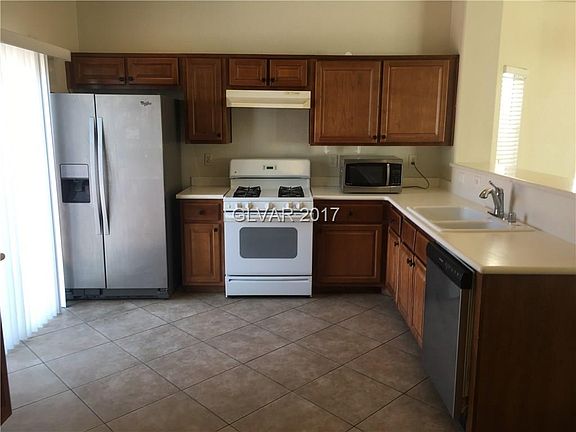 4th image of 9443 Illipah Creek St