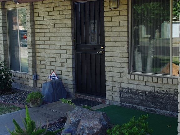 4th image of 2221 W Wickieup Ln