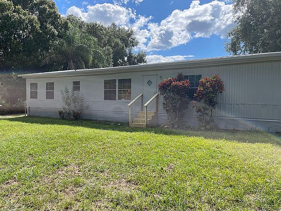 2nd image of 2101 Palomino Dr