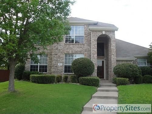 2nd image of 1411 Blair Ct