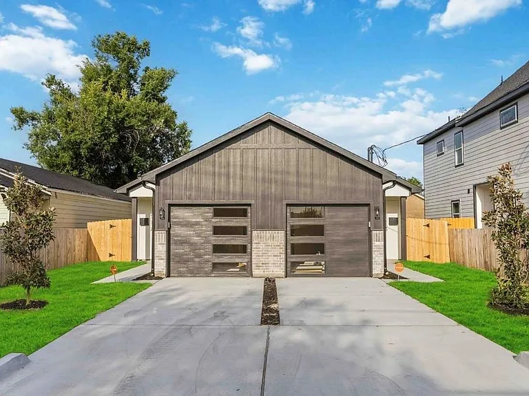 5313 Bacher St — Photo 1