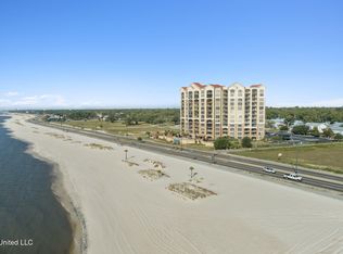 1200 Beach Dr APT 104, Gulfport, MS 39507