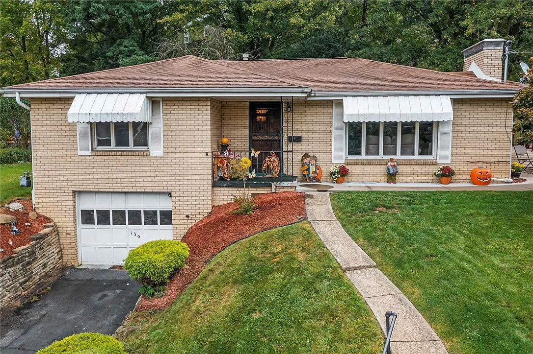 130 Dewey Ave photo 1
