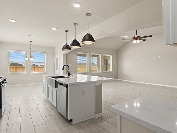 Fabulous open floorplan