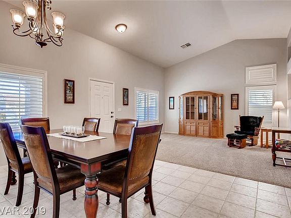 4th image of 825 Copper Moon Ln