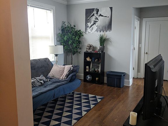 3rd image of 2804 W Logan Blvd APT B3