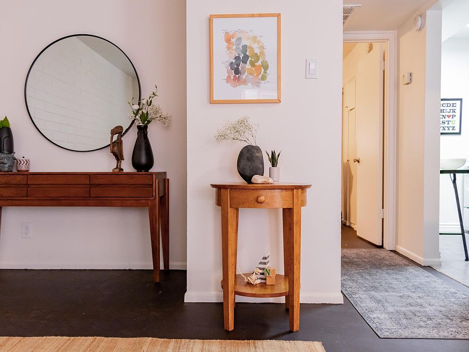 Living room and view to hallway