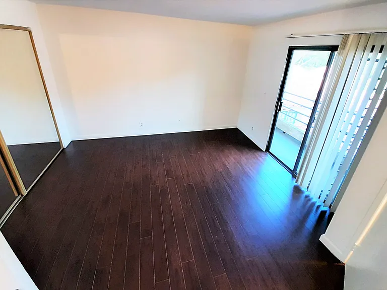 Sierra Apartments, LLC — Photo 25