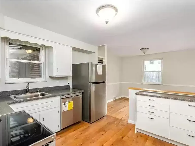 828 Pallas Dr — Photo 20