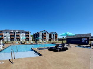 Eagle Pointe Apartments- Resort-Style Living in Albany, Albany, OR 97322