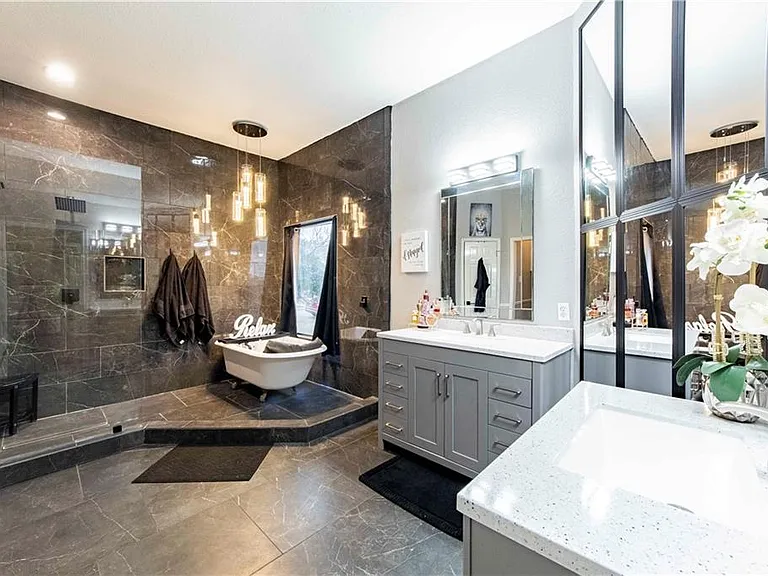 4517 River Park Dr — Photo 23