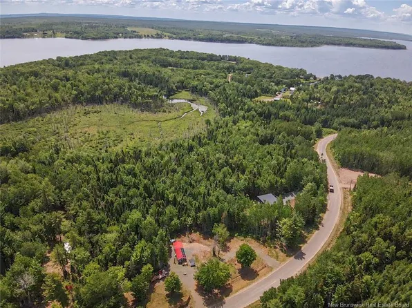 26 Sunset View Ln, Waterborough, NB E4A 0B3