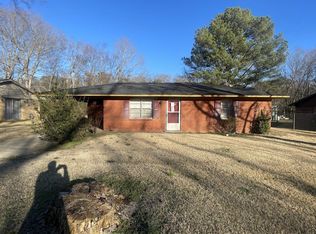 190 Griffin St, West Point, MS 39773