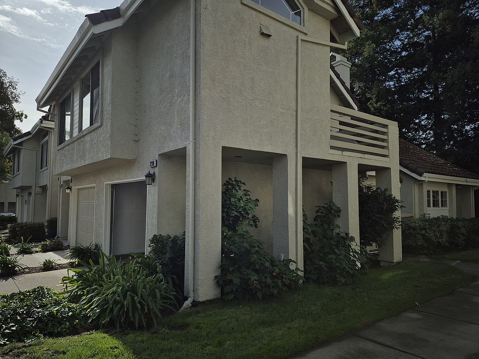 1st image of 7280 Cronin Cir