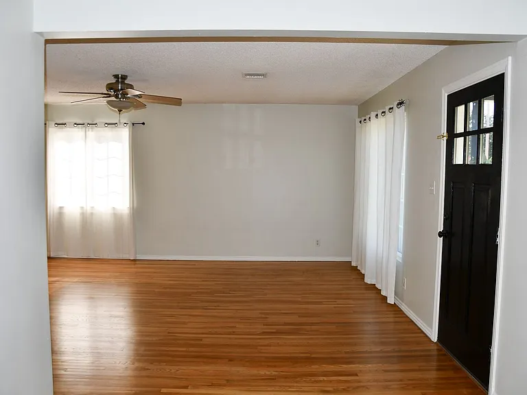 1210 E Oakmont Ave — Photo 13