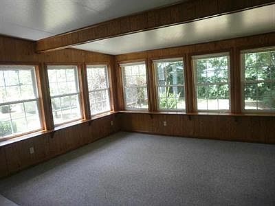 2nd image of 3507 Villa Dr