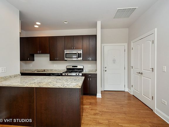 4th image of 1440 S Wabash Ave APT 204
