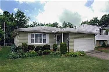 14412 Rochelle Dr photo 1