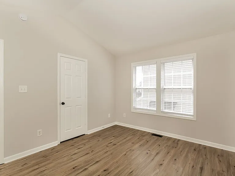 1422 Majestic Meadow Dr — Photo 15