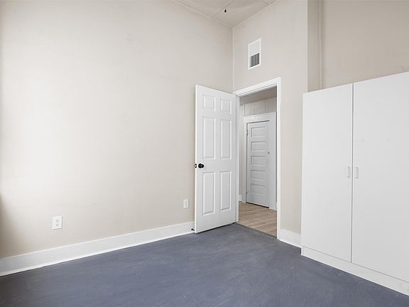 5th image of 715 Porter St #2