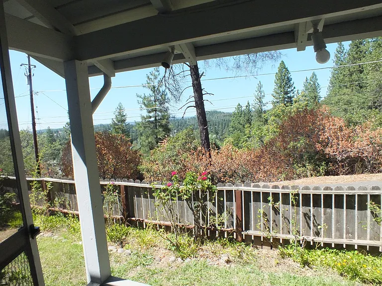 1001 Pardi Way — Photo 1