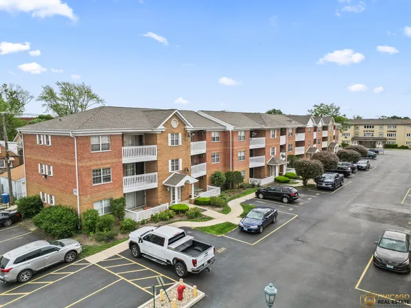 6561 W School St APT 305C, Chicago, IL 60634