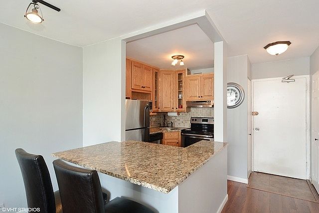 1st image of 1360 N Sandburg Ter APT 1904