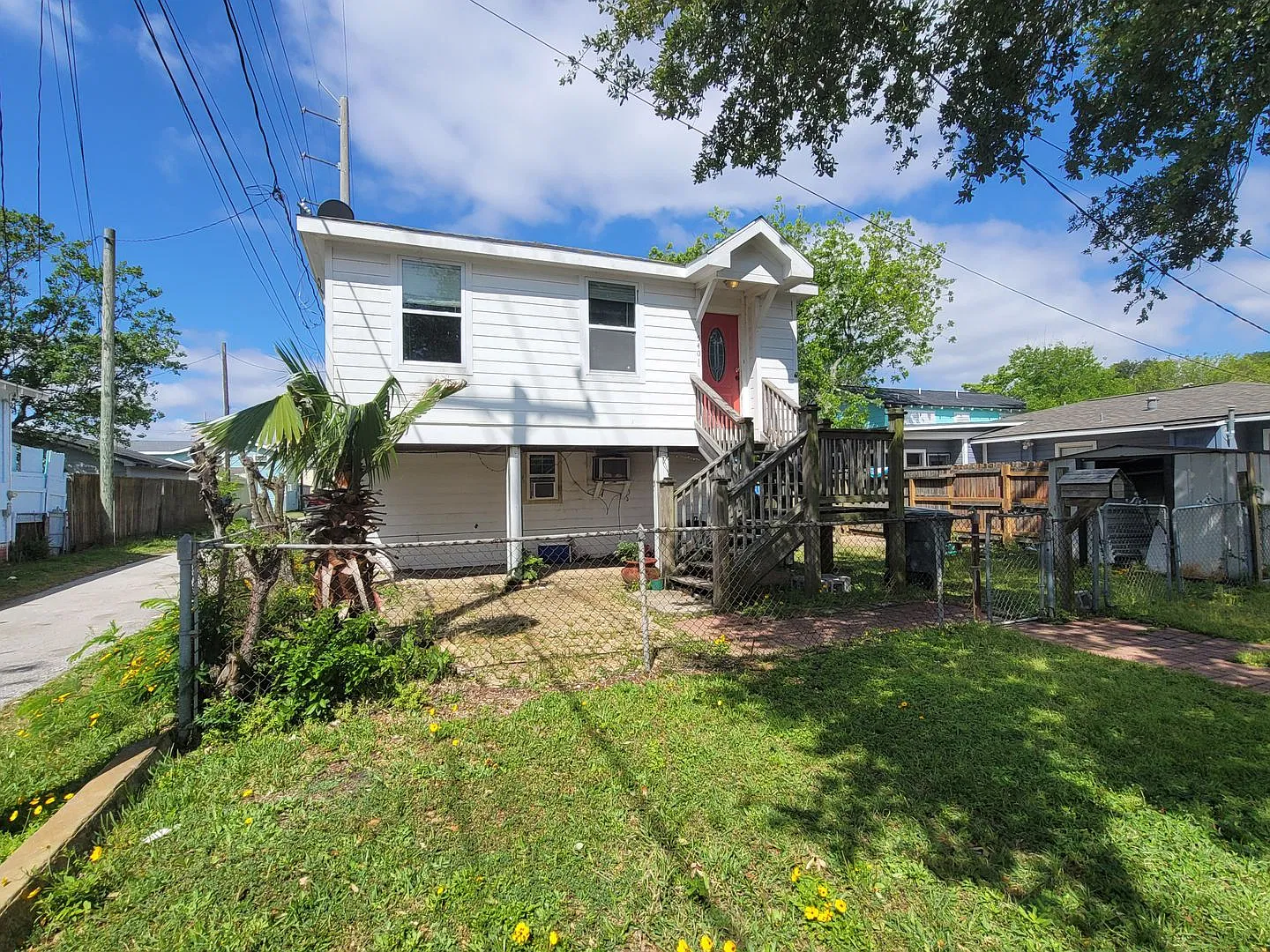 5401 Avenue P 1/2 — Photo 1