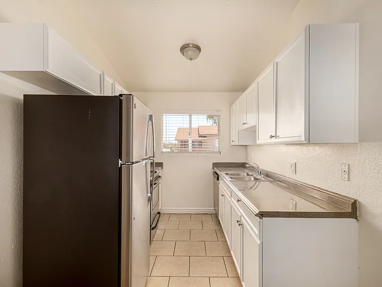 260 W 8th Ave #173 — Photo 9
