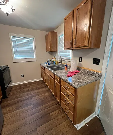 106 Washington St — Photo 5