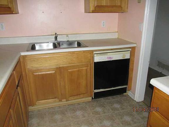 5th image of 6684 Baker Dr