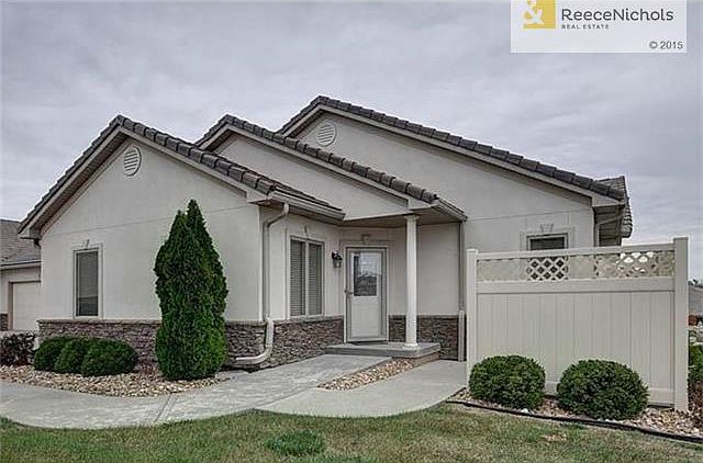 1st image of 4139 NE Chapel Manor Dr
