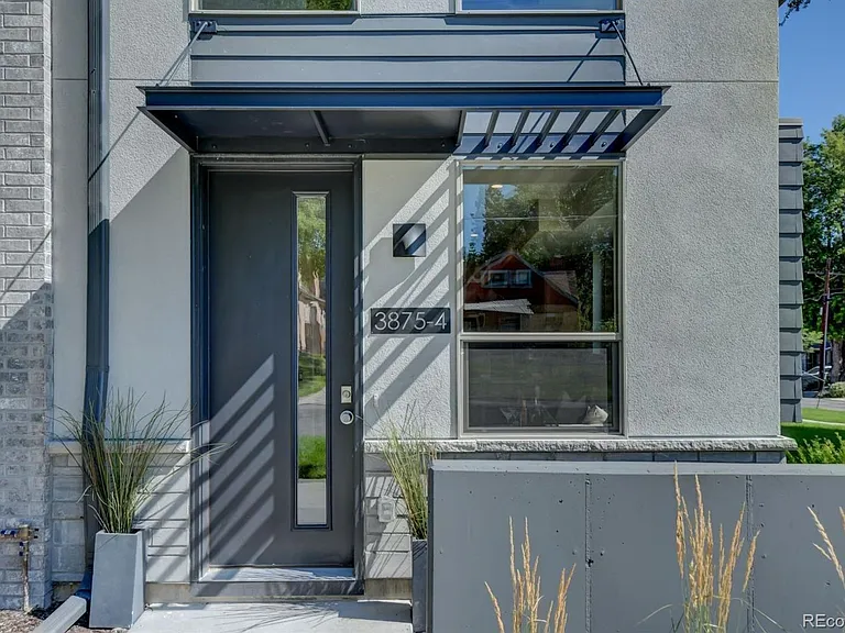 3875 E 4th Ave #4 — Photo 3