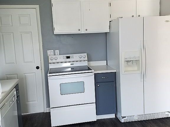 2nd image of 3444 S Helen Dr