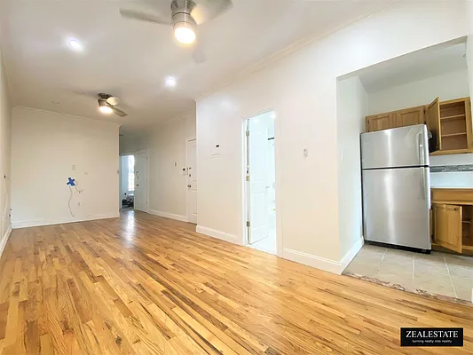 Rented by ZealEstate Group Inc | media 23