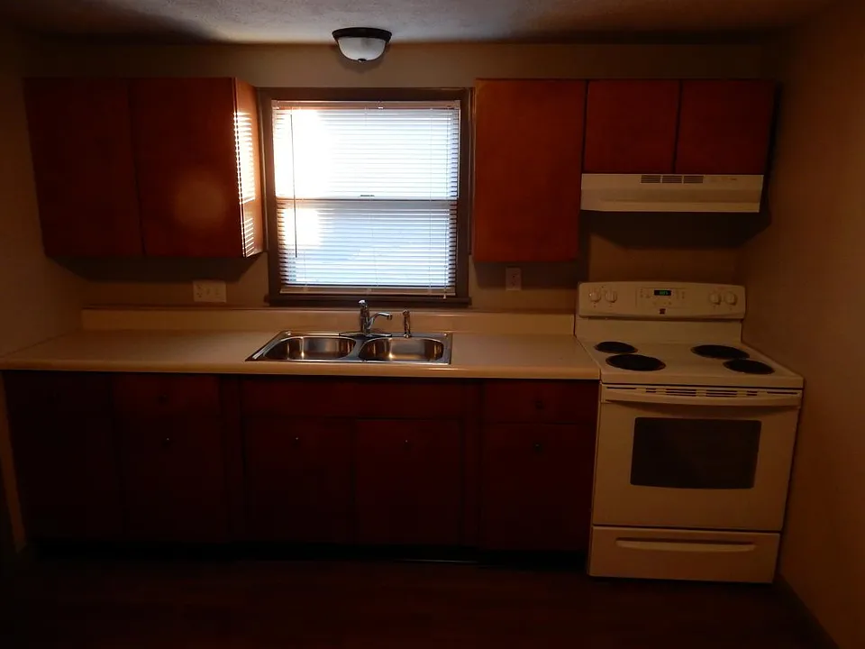 Kitchen 1