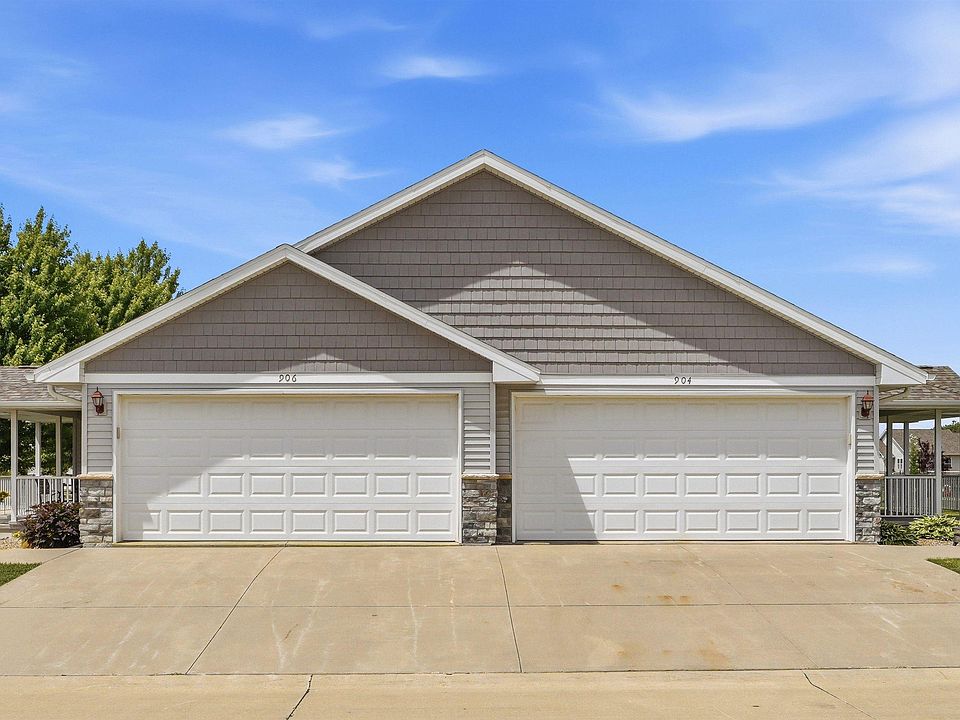 1st image of 904 Crescent View Dr NE