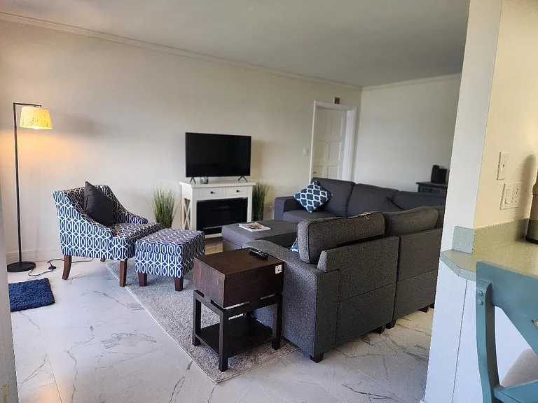 1003 S Bayshore Blvd #202 — Photo 10