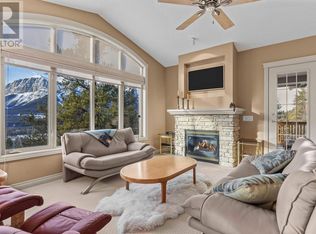 3 Aspen Gln #303, Canmore, AB T1W1A6
