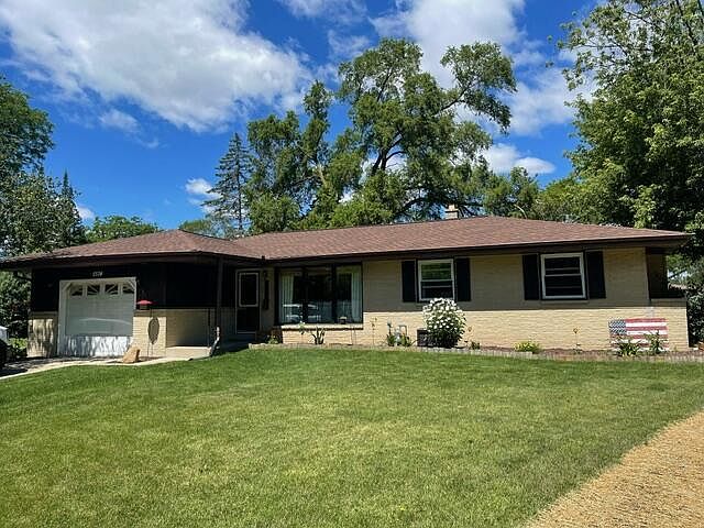 1st image of 5574 Oakwood COURT