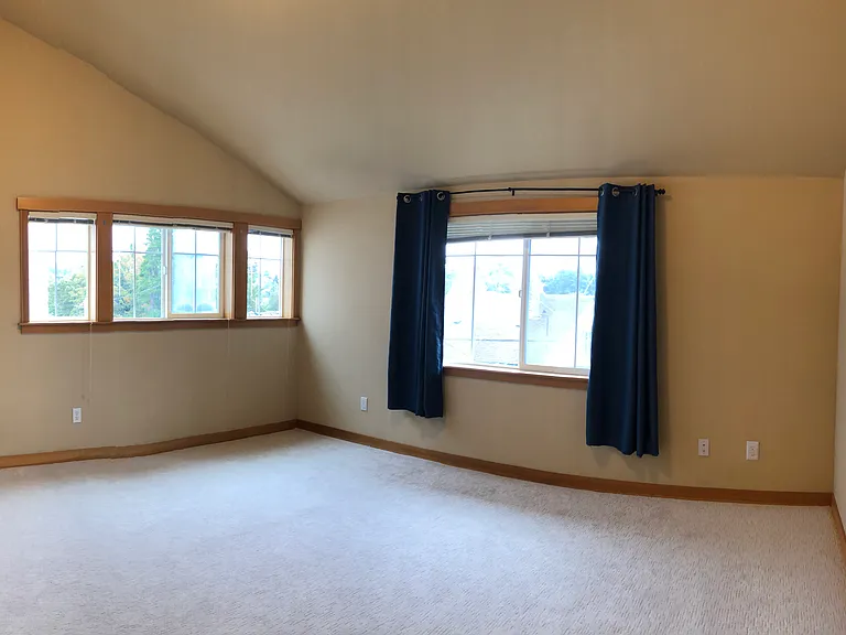 5808 Roosevelt Way NE — Photo 8