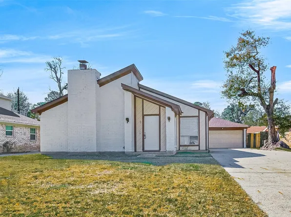 2406 Deasa Dr, Spring, TX 77373