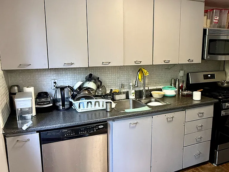 6 Mid Pines Rd #UPPER — Photo 5